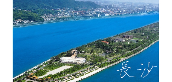 長(zhǎng)沙街道的分類垃圾桶